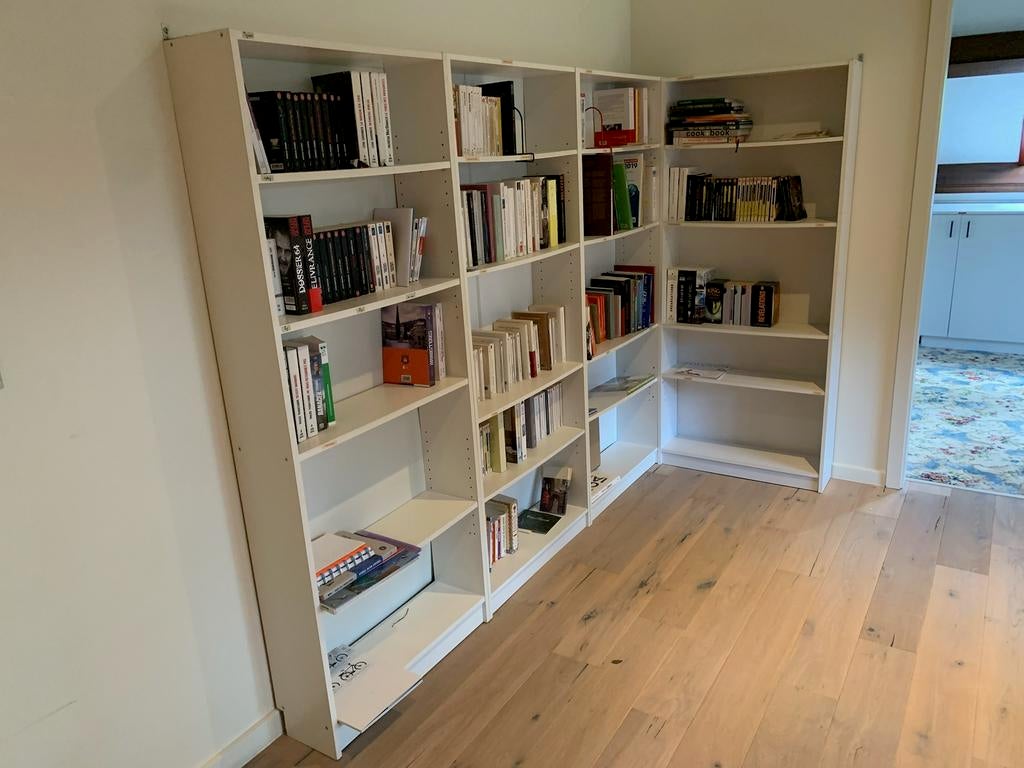 4 witte Boekenkasten, Huis en Inrichting, Kasten | Boekenkasten, Ophalen, Gebruikt