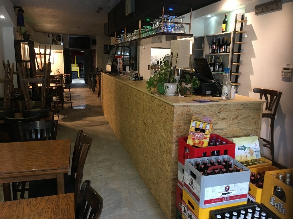 Cafe te huur  - 1350 Euro/maand, Immo, Benedenwoning, Antwerpen (stad)