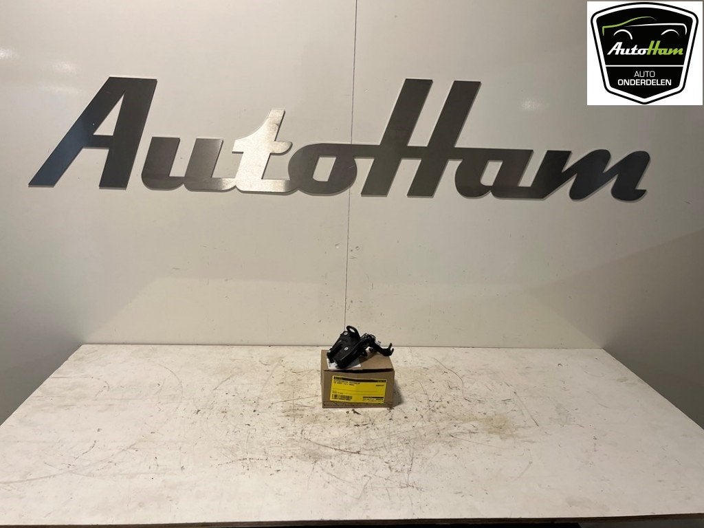 DIVERS VEROUILLAGE Caddy Cargo V (SBA / SBH) (|7LA827161|), Utilisé, Volkswagen