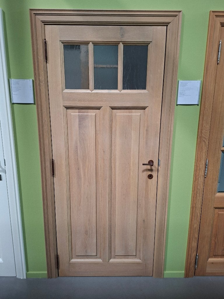Deur massief eik rustiek met knopen, Doe-het-zelf en Bouw, Hout en Planken, Ophalen, Nieuw, Eiken