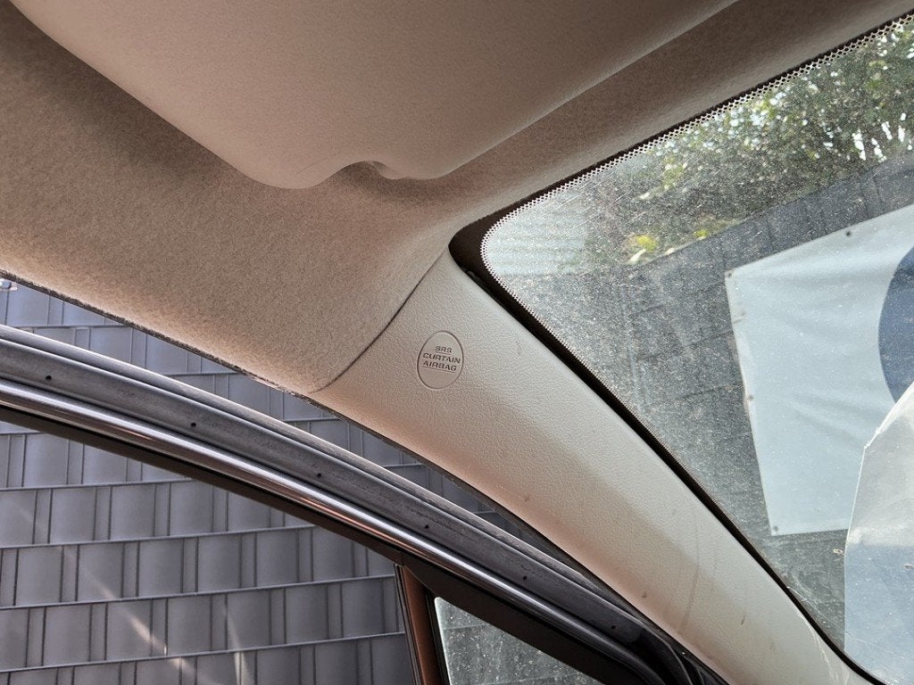 AIRBAG TOIT GAUCHE Toyota Yaris III (P13) (01-2010/09-2020), Kundenbetreuung@toyota.de, Toyota, Utilisé, Toyota-Allee 2
50858  Köln, DE