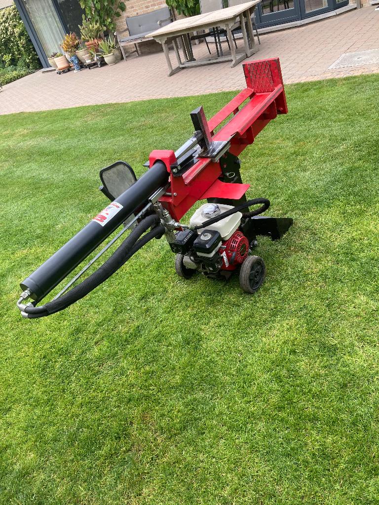 Houtkliever woodline 10T met benzine motor, Tuin en Terras, Ophalen of Verzenden, Gebruikt, Benzine