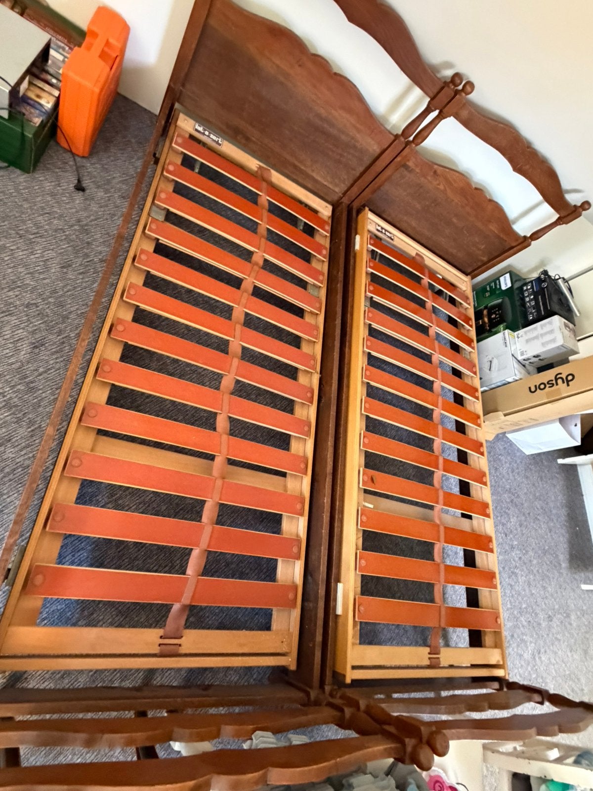2 Lattenbodems en 2 houten bedjes GRATIS, Huis en Inrichting, Ophalen, Zo goed als nieuw, Eenpersoons, 90 cm