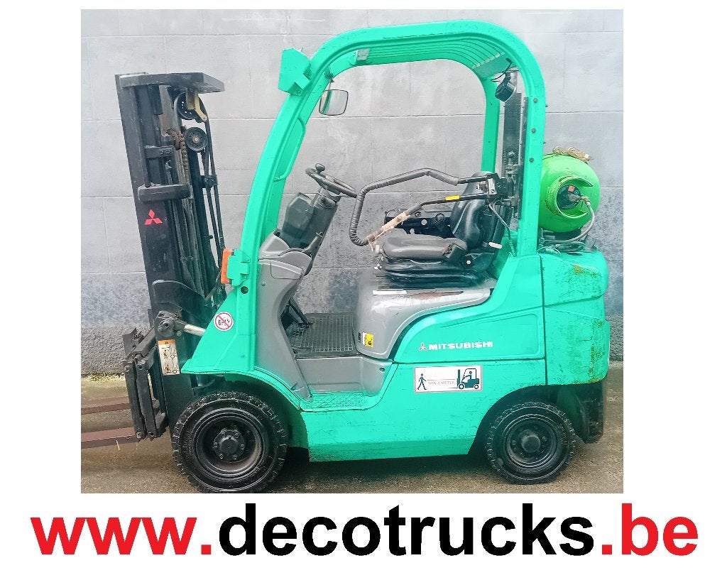 Chariot élévateur compact Mitsubishi 2 tonnes GPL, Enlèvement