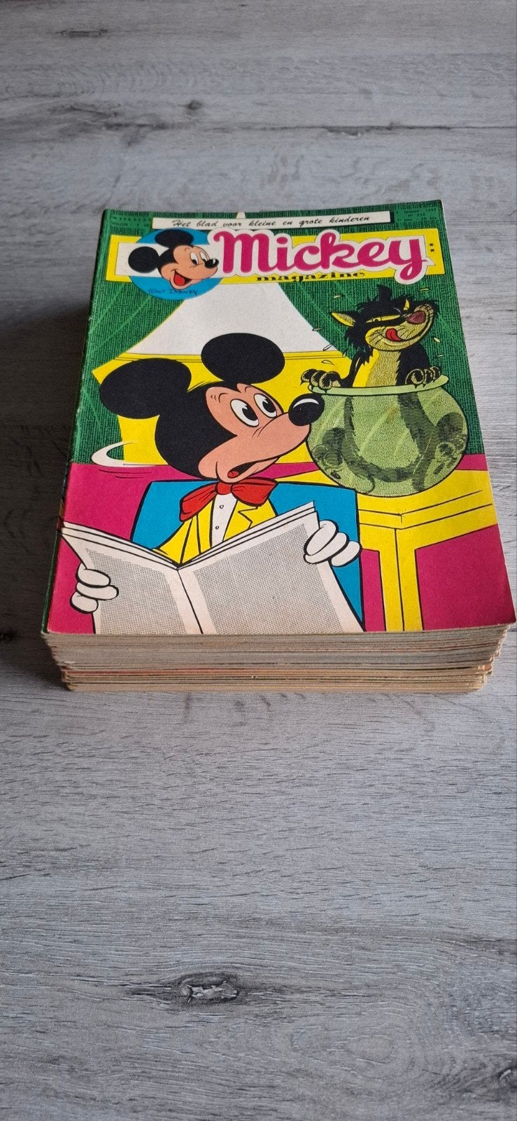 Mickey magazine 1957, Livres, Plusieurs BD, Enlèvement ou Envoi, Comme neuf