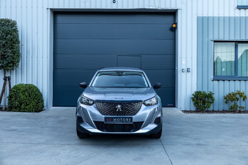 Peugeot 2008 LED | Camera | Keyless | Carplay | Garantie, Auto's, Peugeot, Zilver of Grijs, Leder en Alcantara, BTW verrekenbaar