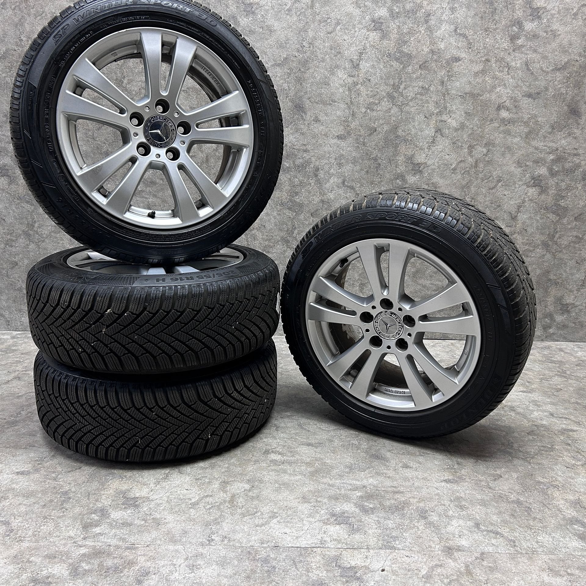 Diversen 16 inch velgen + winterbanden MB A B CLA, Auto-onderdelen, Gebruikt, -, Banden en Velgen, -
