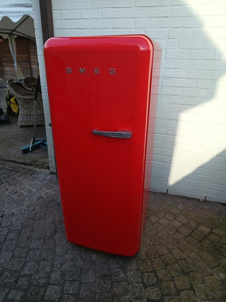 SMEG koelkast met vriesvak, Elektronische apparatuur, Koelkasten en IJskasten, Ophalen, Met vriesvak