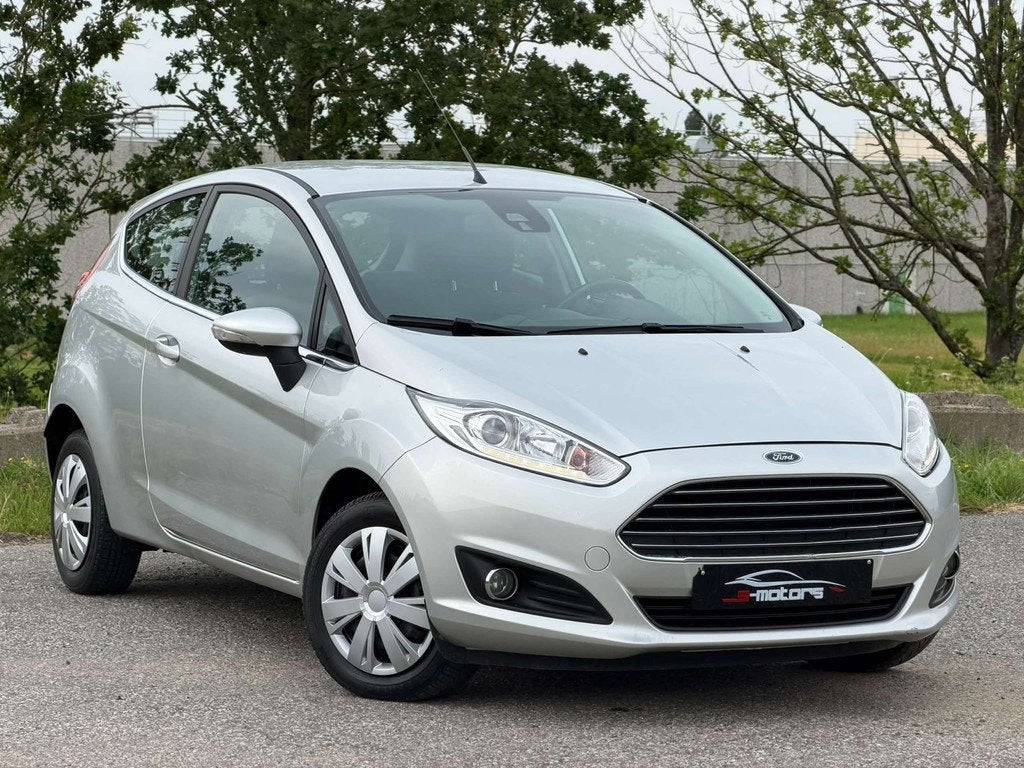 Ford Fiesta Fiesta 1.5 TDCi Titanium, Autos, https://public.car-pass.be/vhr/c9e791c8-4935-45e7-93ad-53fafc04e50b, Achat, Climatisation automatique