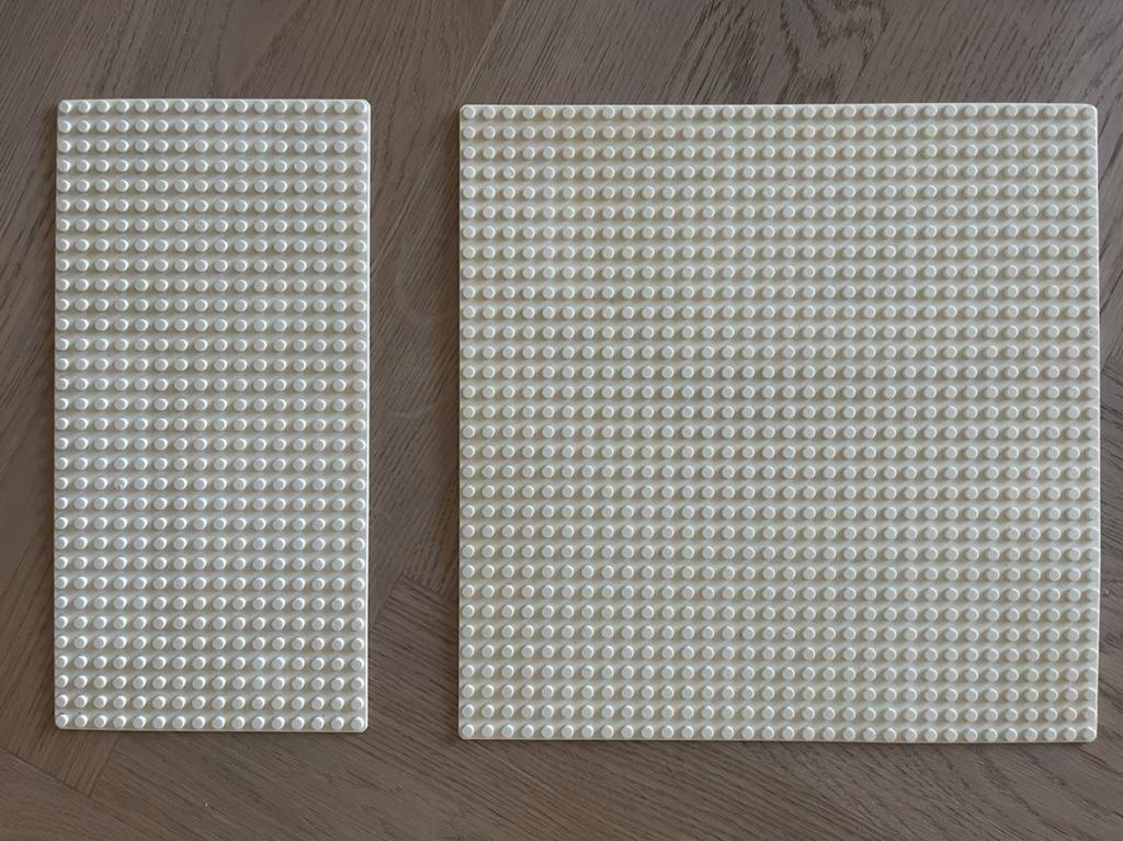 2 plaques de base blanches, Enfants & Bébés, Jouets | Duplo & Lego, Enlèvement, Comme neuf, Plaque de base, Lego