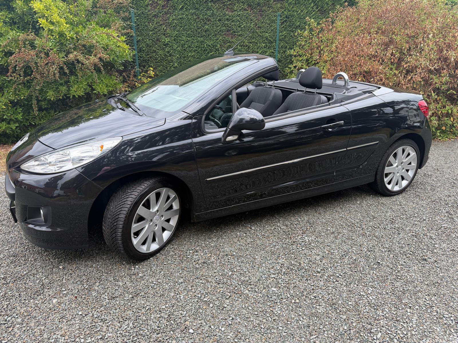 Peugeot 207 cc Pack 1.6 Benz*Cabrio*2014*48.000 km*Garantie*, Autos, Peugeot, Euro 5, Achat, Entreprise, Cabriolet
