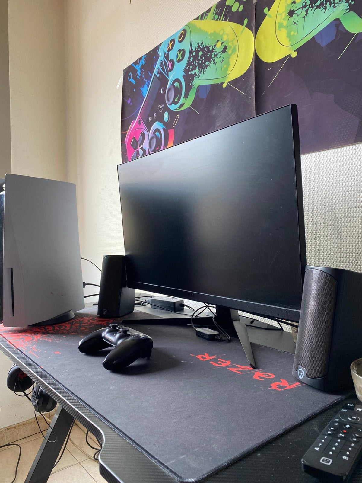 Ps5 + MSI monitor TE KOOP, Games en Spelcomputers, Spelcomputers | Sony Consoles | Accessoires, Ophalen, Gebruikt, Controller