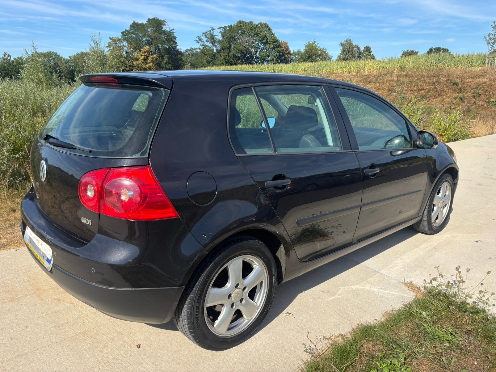 Volkswagen Golf 5 2.0 SDI premier propriétaire 210000KM, Auto's, Parkeersensor, Zwart, 4 cilinders, Zwart