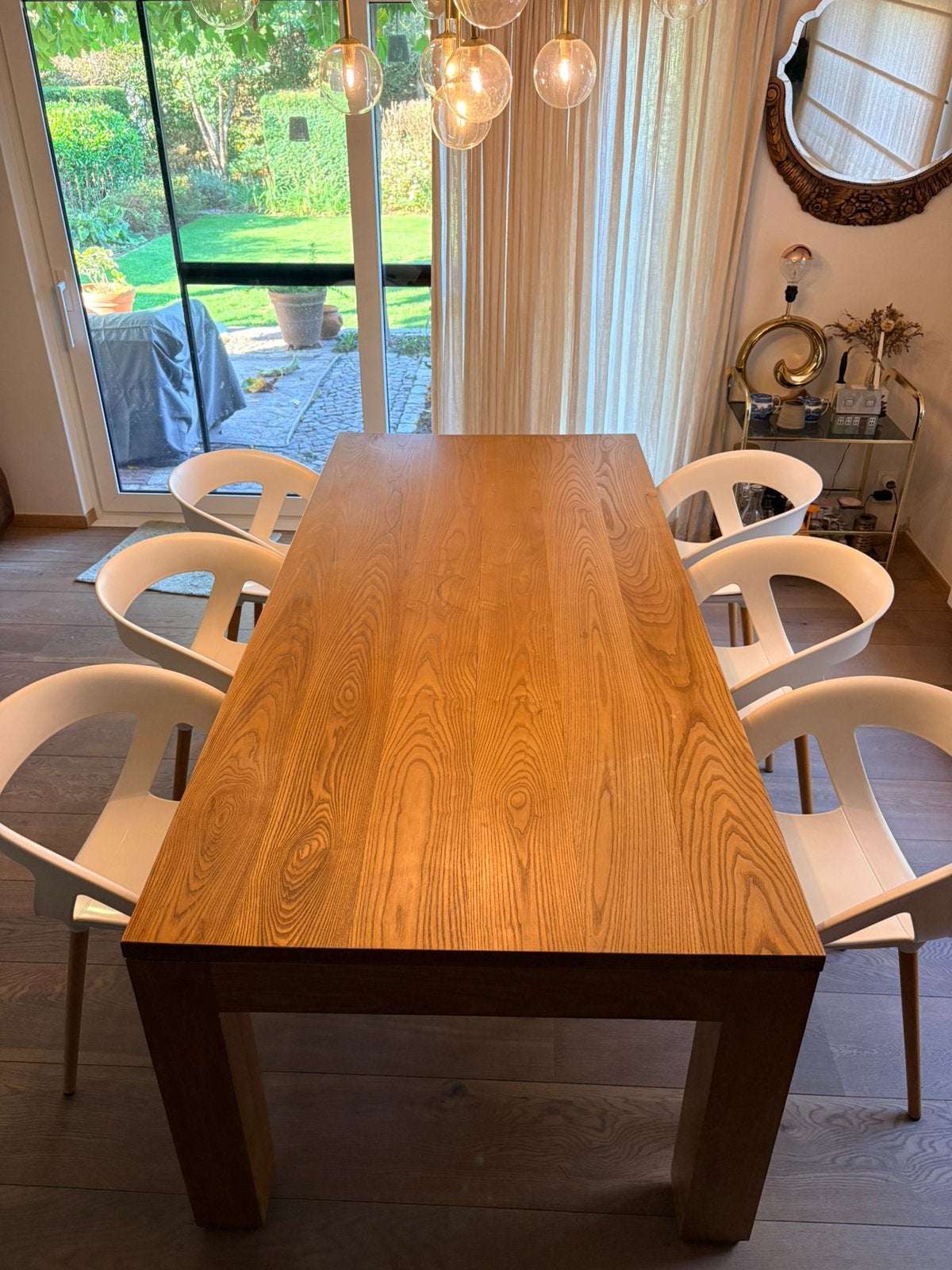 Table à manger et 6 chaises en frêne, Enlèvement, Utilisé, 4 à 6 chaises