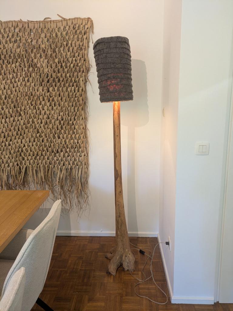 Lampe avec pied en bois, Enlèvement, Comme neuf, Bois