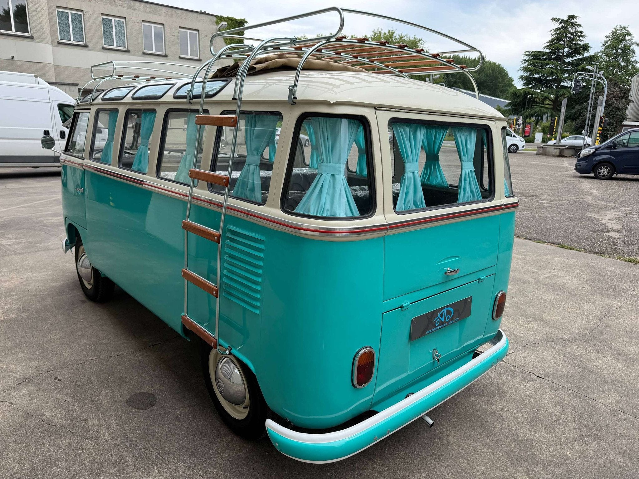 Volkswagen T1 Kombi Samba Style 23 Window Safari Windows, foto 2