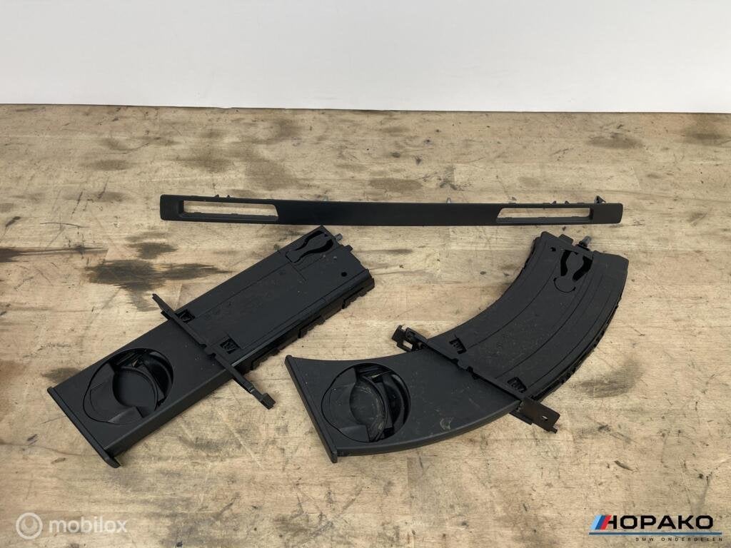 Bekerhouder set BMW 3 serie E90 E91 E92 E93 | goed werkend, Auto-onderdelen, Gebruikt, Einsteinlaan 5 rijswijk, Bmw, Ophalen of Verzenden