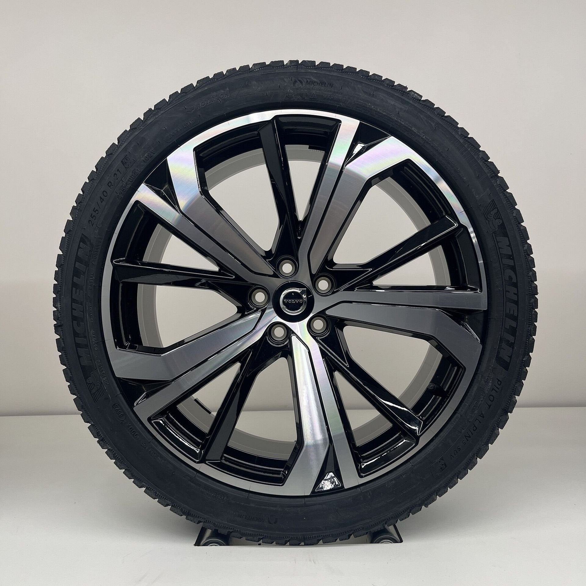 Volvo XC60 - 21 inch - winterbanden NIEUW, Auto-onderdelen, 255 mm, Banden en Velgen, Nieuw, Personenwagen