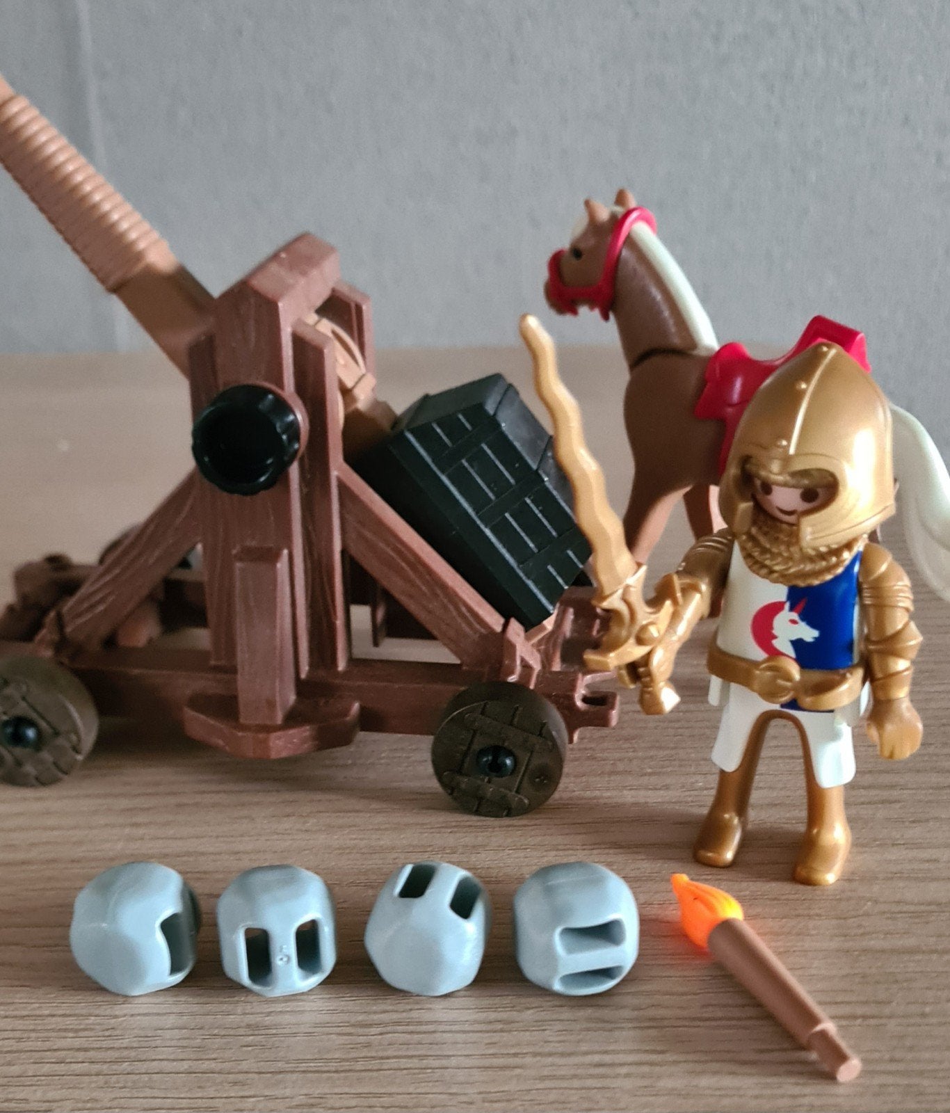 Playmobil katapult, Ophalen