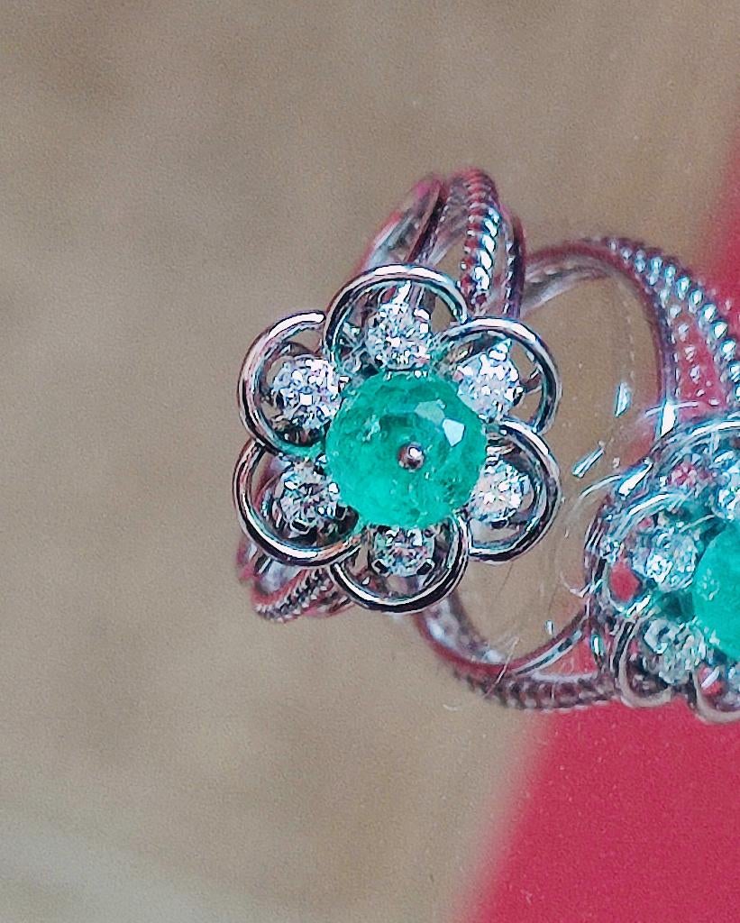 Klassieke goud/platinum ring met smaragd 0,95kt, diam 0,24kt, Ophalen of Verzenden, Zo goed als nieuw, Met edelsteen, Dame