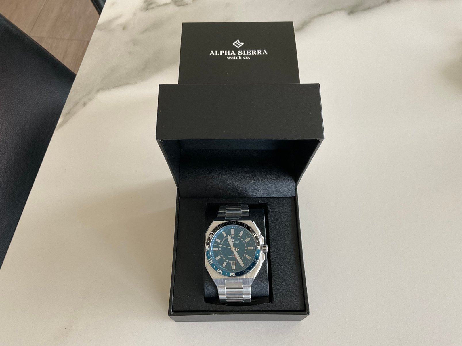 Montre Alpha Sierra pour homme, Autres marques, Enlèvement ou Envoi, Acier, Acier