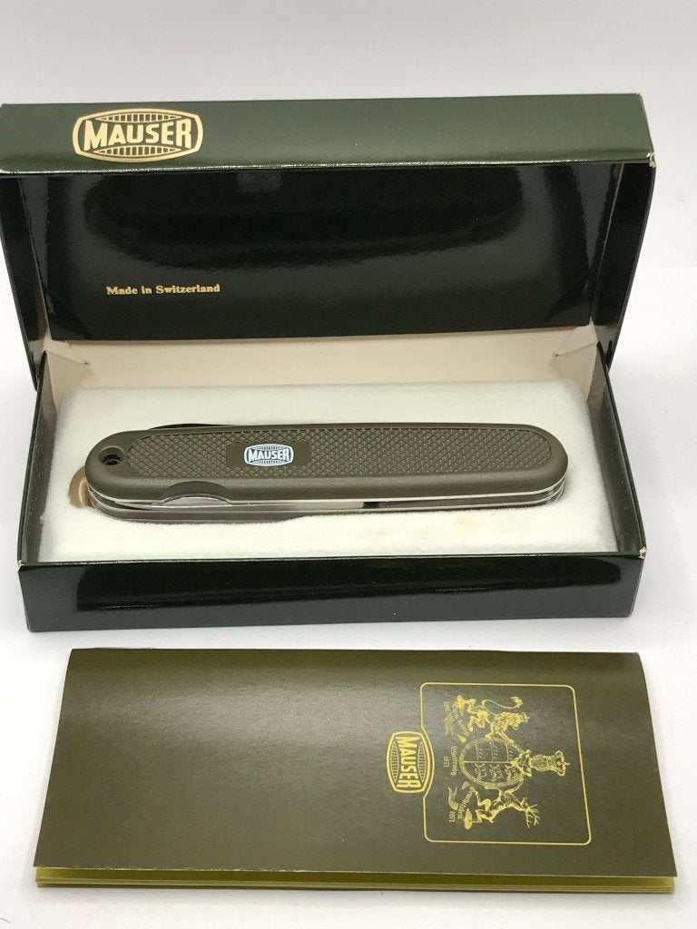 Victorinox Mauser 108mm 3 blade Original Box & Paperwork New, Ophalen of Verzenden, Nieuw