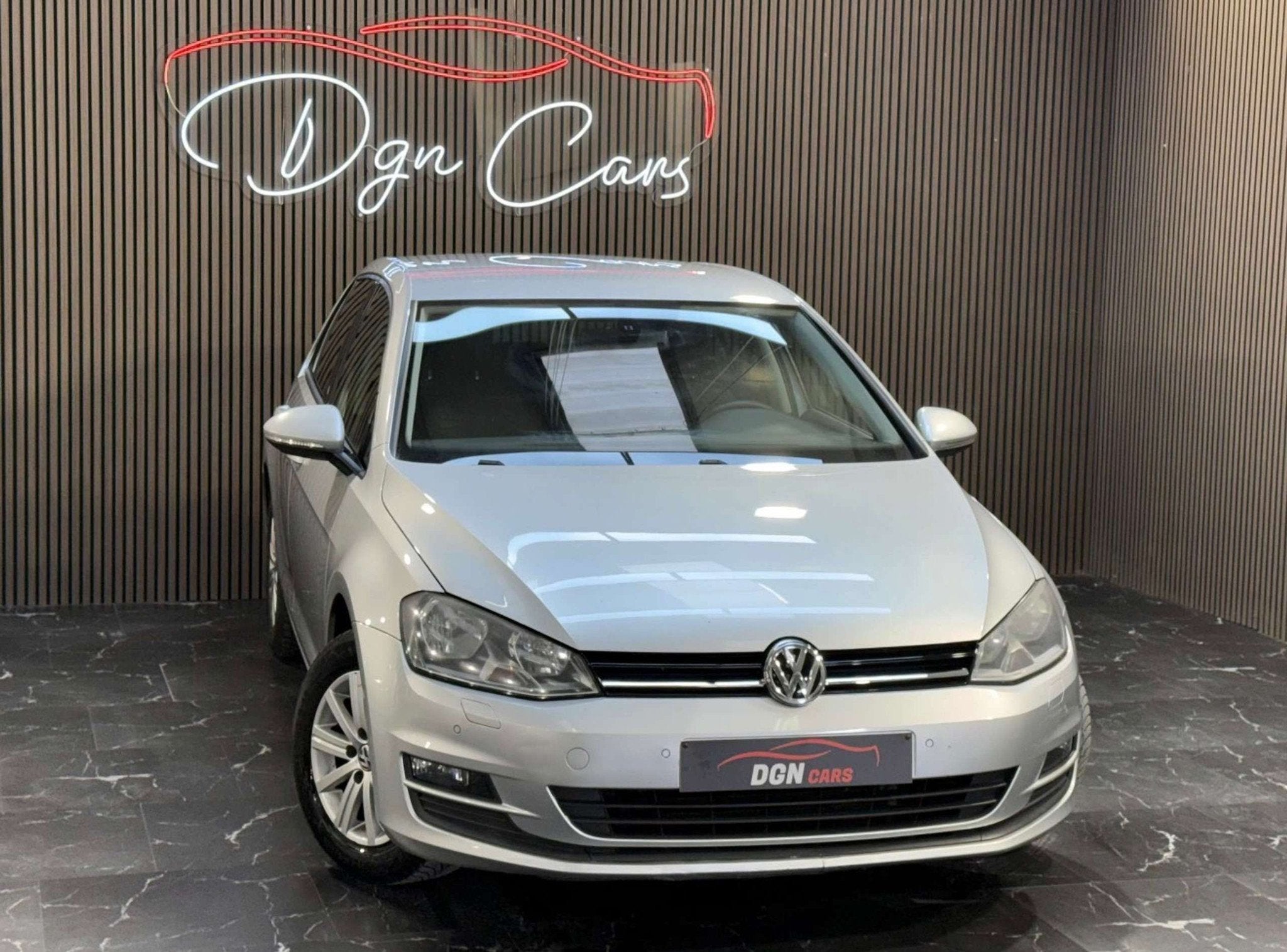 Volkswagen Golf Golf 1.2 TSI Trendline, 1197 cm³, Achat, 63 kW, Entreprise
