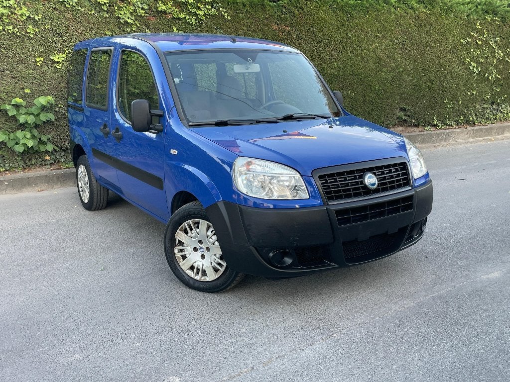 Fiat Doble •⁠  ⁠01/08/2007 •⁠  192000.km •⁠  ⁠1.4i / Benzine, Auto's, Fiat, Doblo, Blauw, Bedrijf, Handgeschakeld