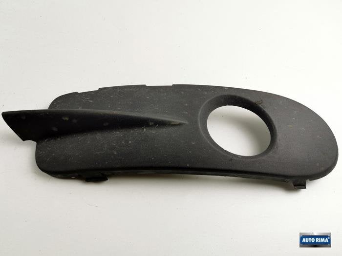 Plaque de protection feu antibrouillard gauche d'un Volvo C7, -, 3 mois de garantie, -, -