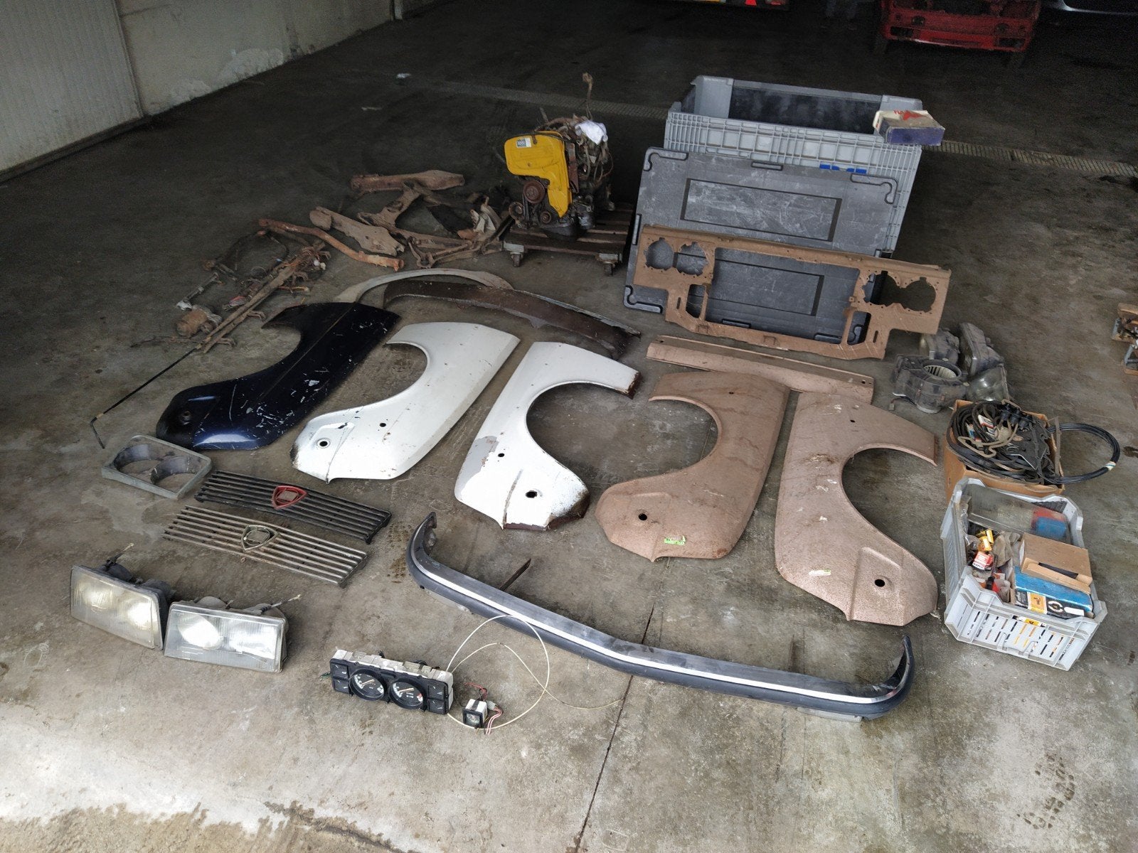 Lancia oldtimer onderdelen / Beta / Gamma, Ophalen, Gebruikt, Lancia