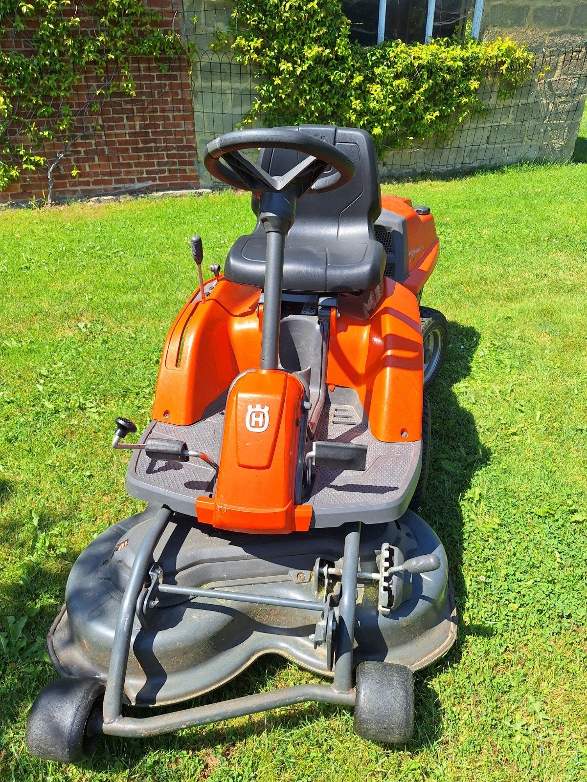 Husqvarna Rider 111B, Moins de 90 cm, Enlèvement, Utilisé, Fonction de mulching