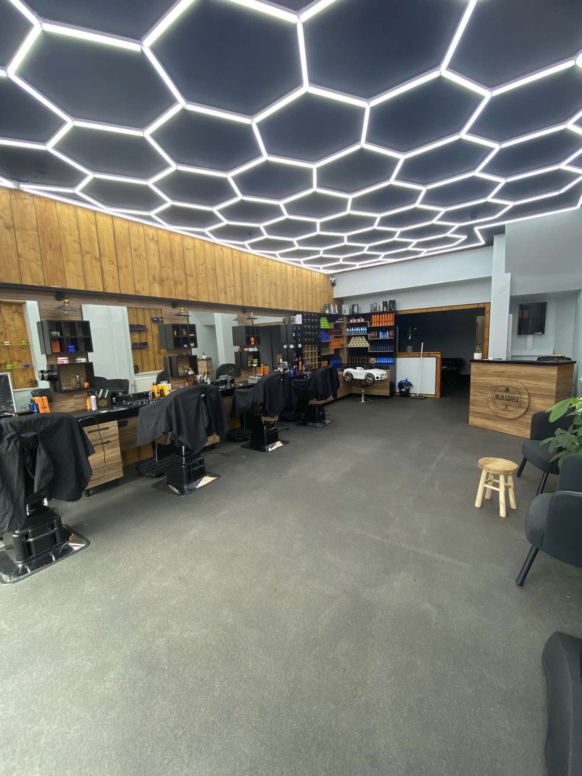 Contenu complet à vendre salon de coiffure, Articles professionnels, Enlèvement