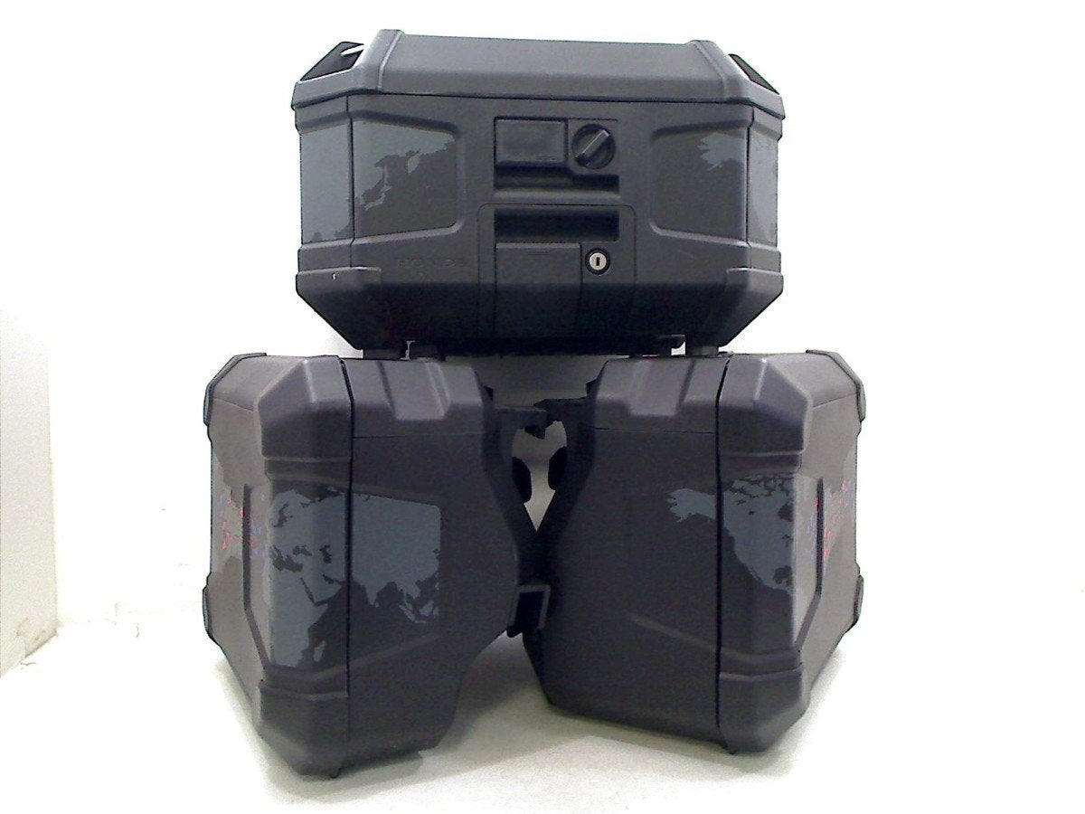 ENSEMBLE DE BAGAGES Honda, Honda Center GmbH, Utilisé, Info@honda.de, Hanauer Landstraße  222-224
60314  Frankfurt am Main, DE