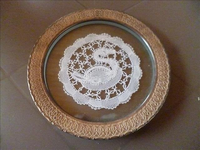 Sierbordje met kant, Antiek en Kunst, Ophalen of Verzenden