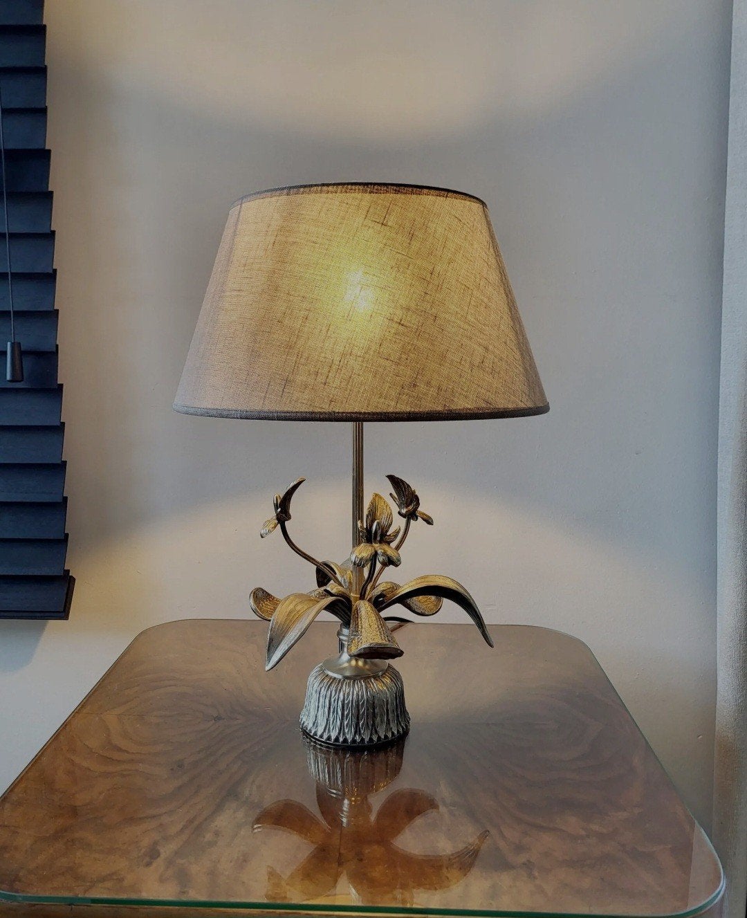 Lampe Fleur de lis, Hollywood Regency, probablement Maison O, Antiquités & Art, Enlèvement ou Envoi
