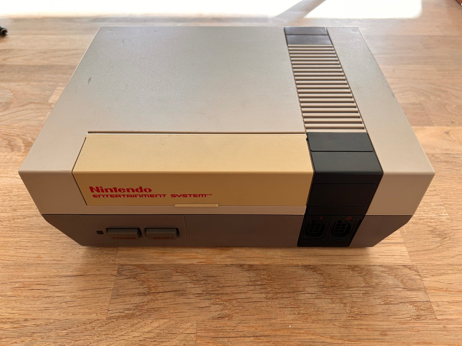 Nintendo NES met 2 controllers, Games en Spelcomputers, Spelcomputers | Nintendo NES, Ophalen of Verzenden, Gebruikt, Met 2 controllers
