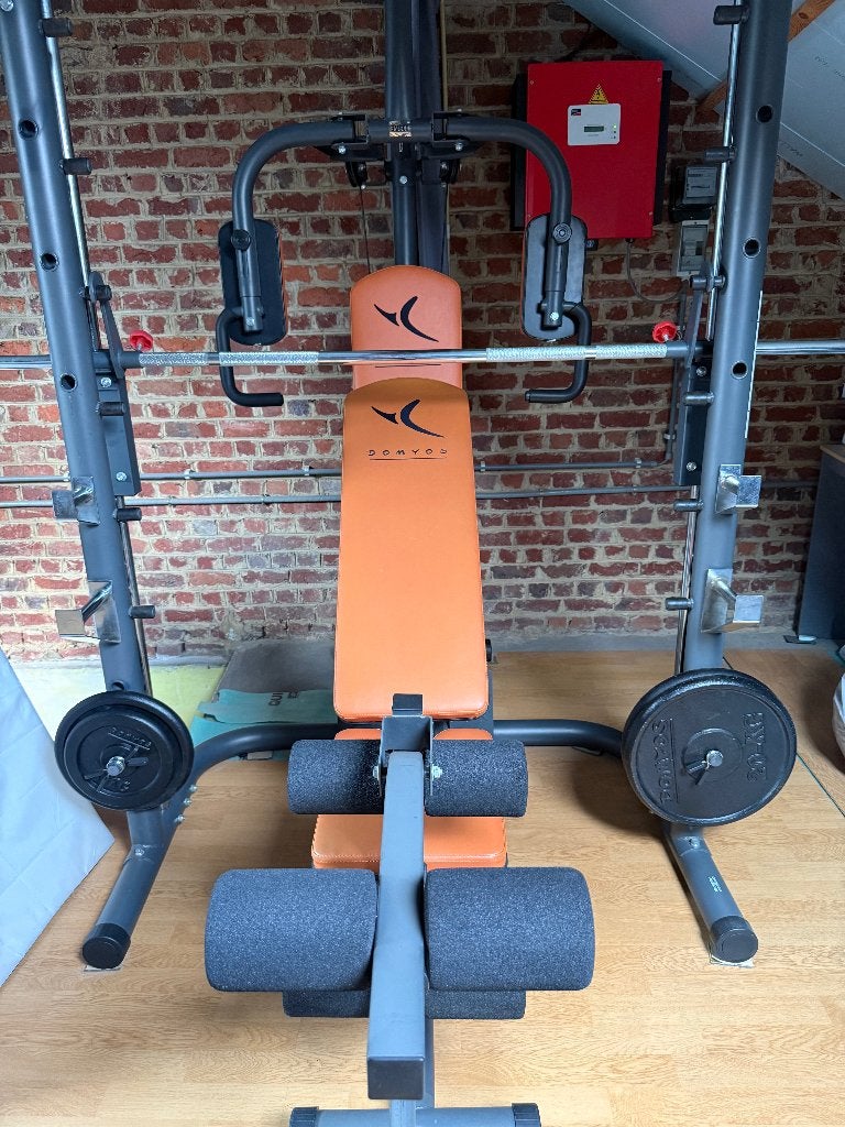 Machine de musculation Domyos BM900 + 70kg, Sports & Fitness, Enlèvement, Comme neuf, Bras, Autres types