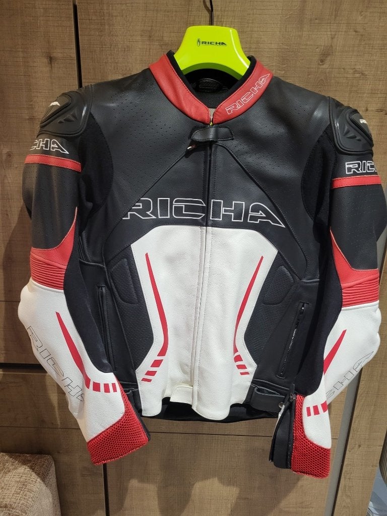 Richa motorvest NIEUW, Motoren, Kleding | Motorkleding, Ophalen, Heren, Jas | leer, Nieuw zonder kaartje