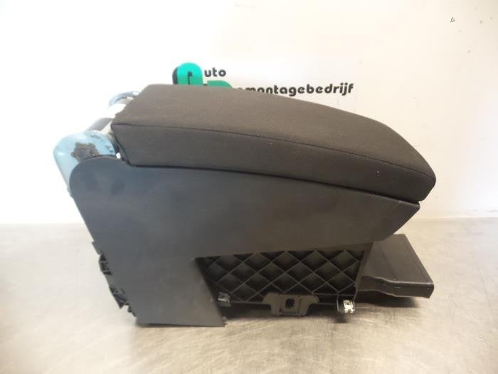 Accoudoir d'un Volkswagen Passat (Passat 10-), -, 3 mois de garantie, Utilisé, -