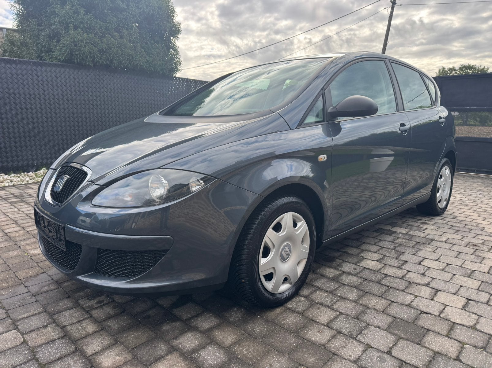Seat Altea benzine 88.000 km/klaar voor registratie, Auto's, Voorwielaandrijving, 75 kW, Stof, Zwart