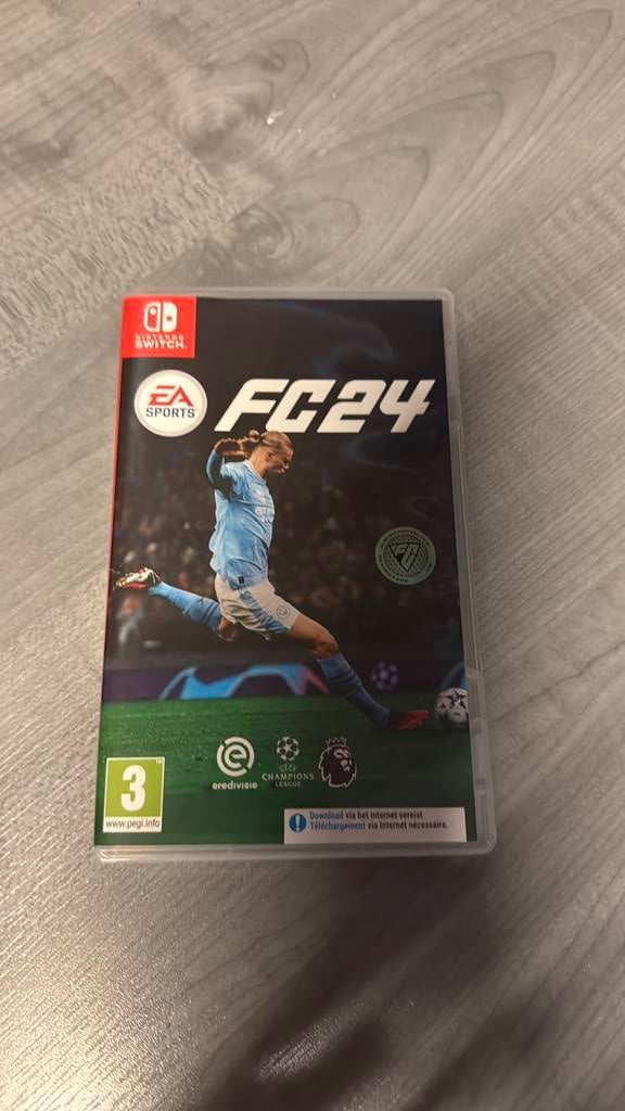 Nintendo switch Fifa 24, Ophalen of Verzenden, Zo goed als nieuw