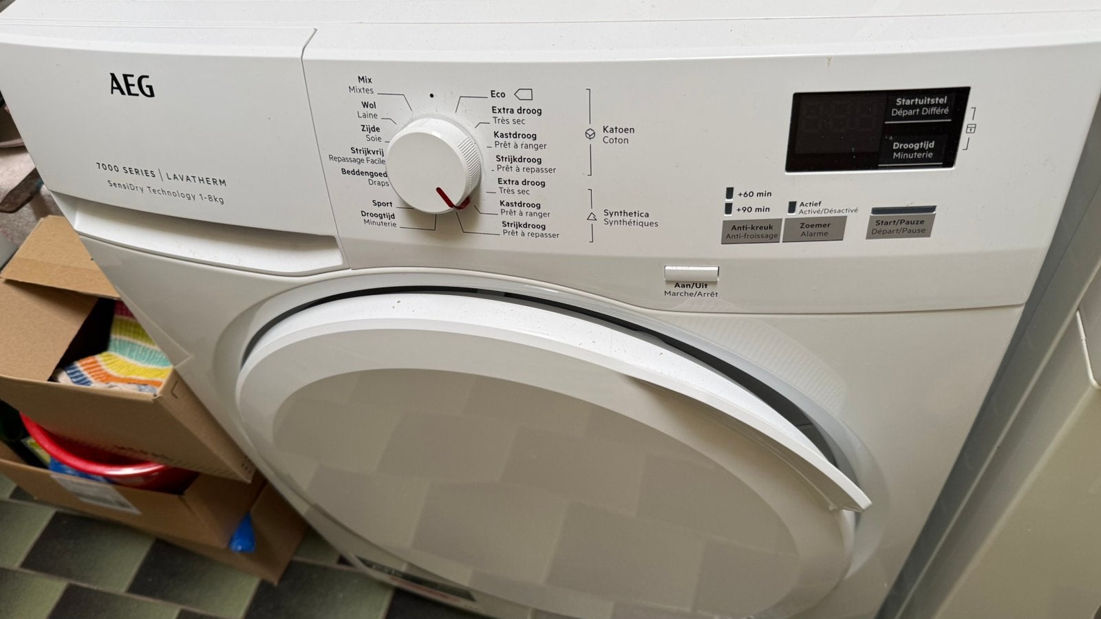 Droogkast AEG Lavatherm Series 7000 Sensidry 1-8kg, Ophalen, Zo goed als nieuw