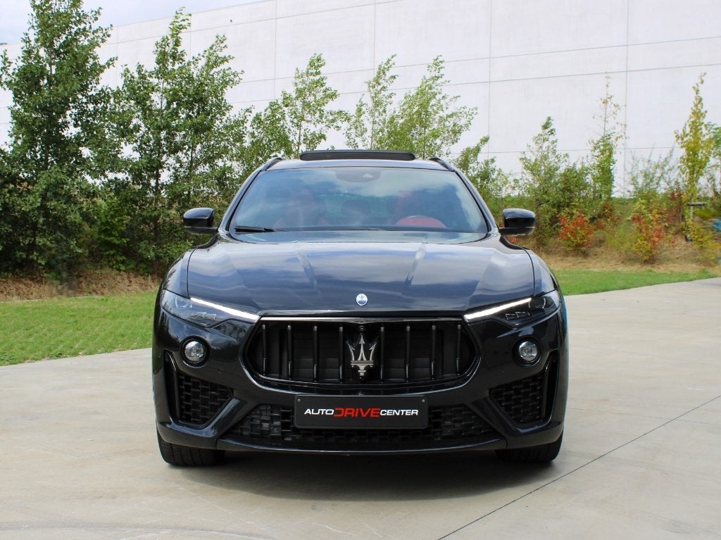 ✅Maserati Levante GT line Hybride * Panorama dak * 360camera, Auto's, Maserati, Automaat, Euro 6, 4 cilinders, Leder en Stof