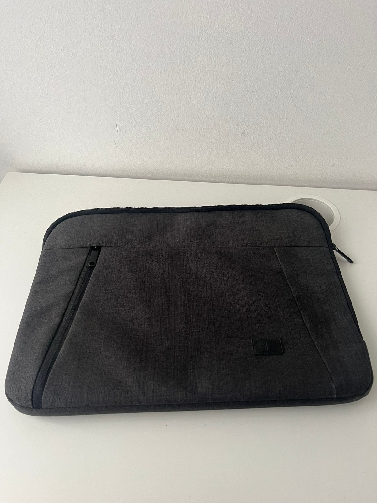 Étui/Pochette pour ordinateur portable, Informatique & Logiciels, Enlèvement, Comme neuf