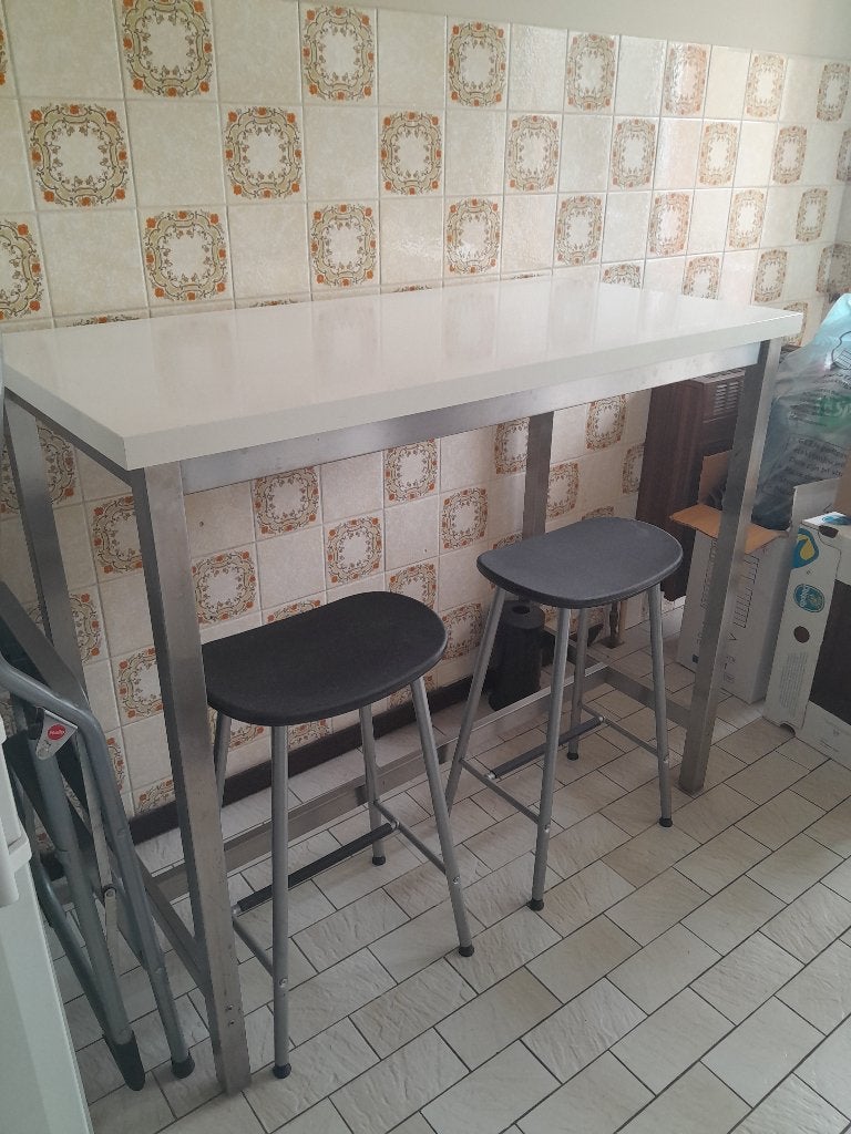 Hoge tafel met krukken, Ophalen, Minder dan 50 cm, Gebruikt, 100 tot 150 cm