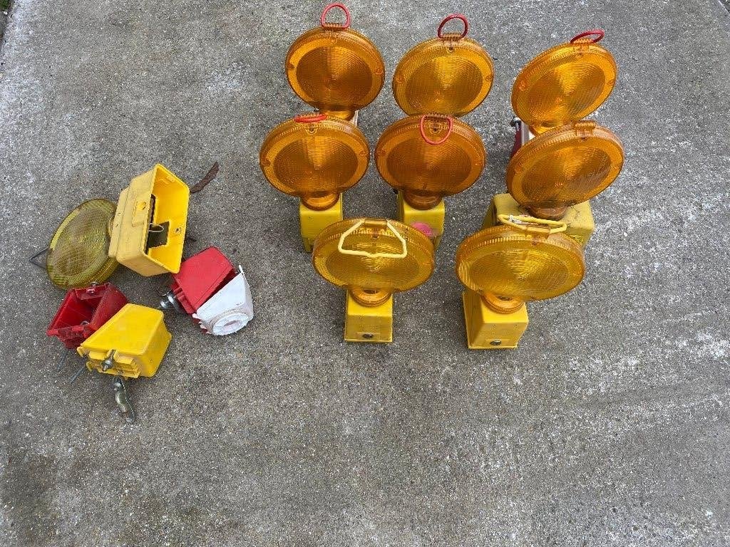 8 lampes clignotantes signalisation  <, Enlèvement, Utilisé