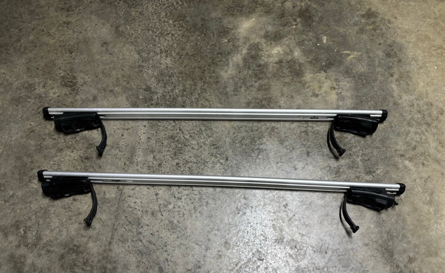 Dakdragers Thule voor gewone open dakrails, Ophalen, Gebruikt