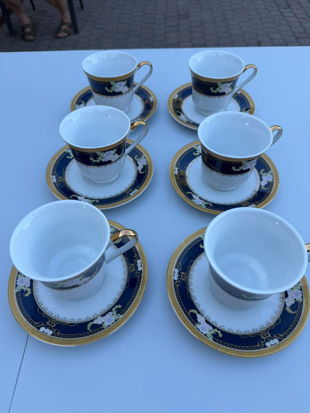 6 sachets de café + assiettes, Antiquités & Art, Enlèvement