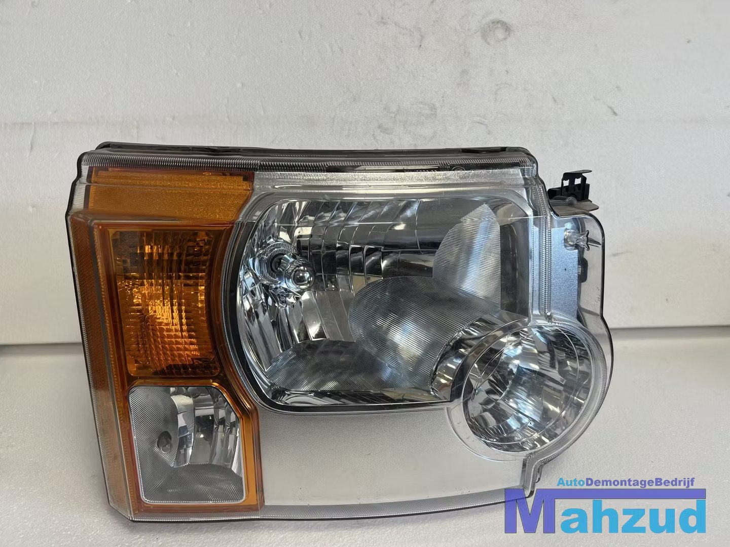 LANDROVER DISCOVERY 3 Rechts koplamp right headlight UK 04-0, Dpoffice@jaguarlandrover.com, Abbey Road, Whitley 1
CV3 4LF  Coventry