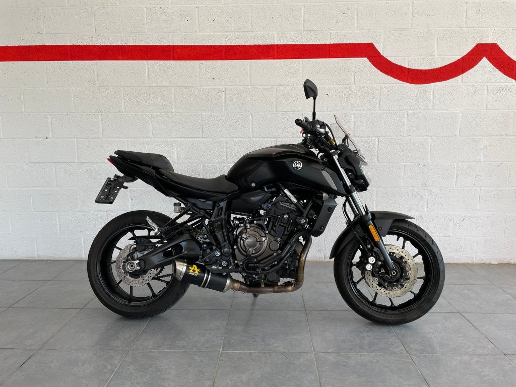 Yamaha MT07 *Arrow*, Entreprise, Occasion, 2 cylindres, ABS